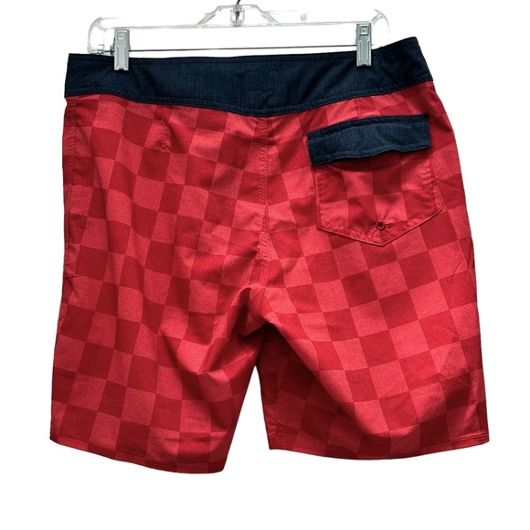 QUICKSILVER RED CHECKERBOARD WITH BLUE WAISTBAND BOARD SHORTS - Picture 6 of 13